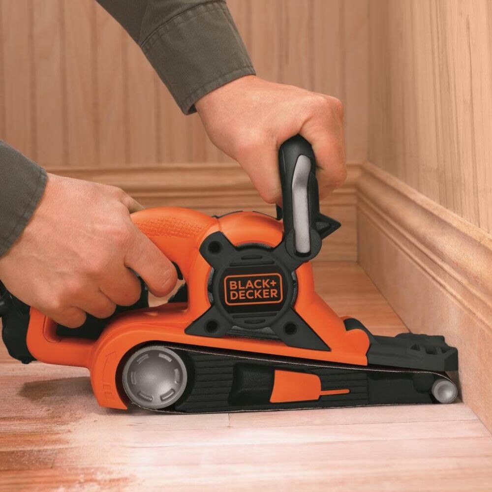 Black & Decker DS321   1 3-In x 21-In Dragster Belt Sander