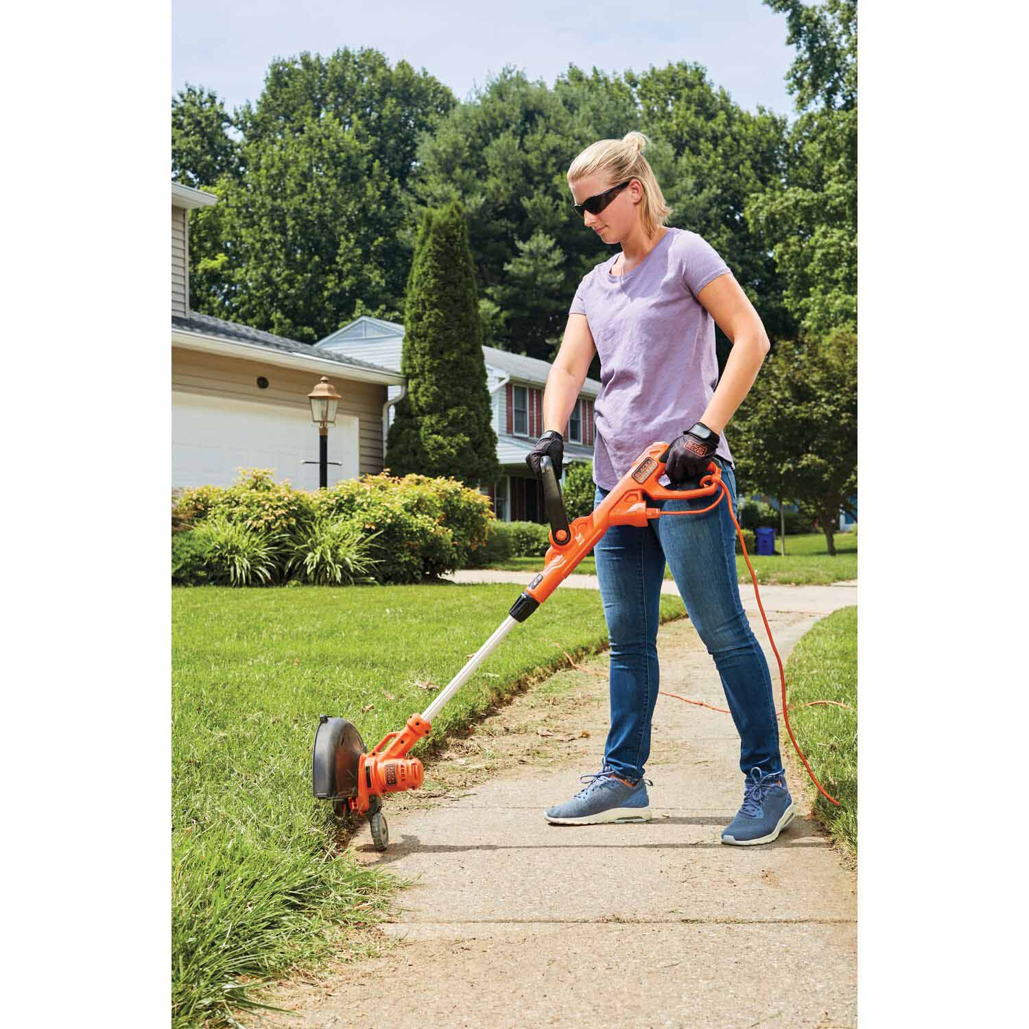Black & Decker BESTE620 BESTE620 B+D 6.5 Amp 14-in EASYFEED String Trimmer