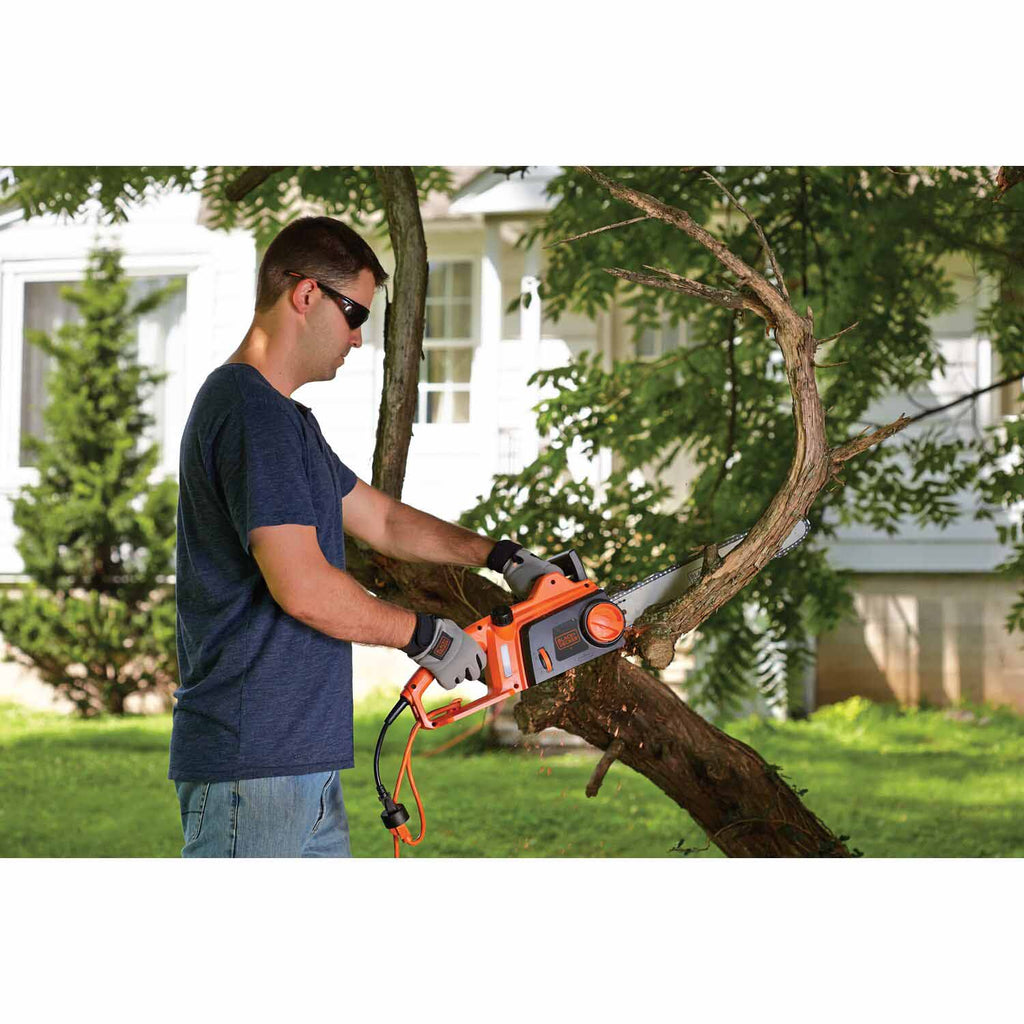 Black & Decker CS1216 12 Amp 16 in. Chainsaw (CS1216)
