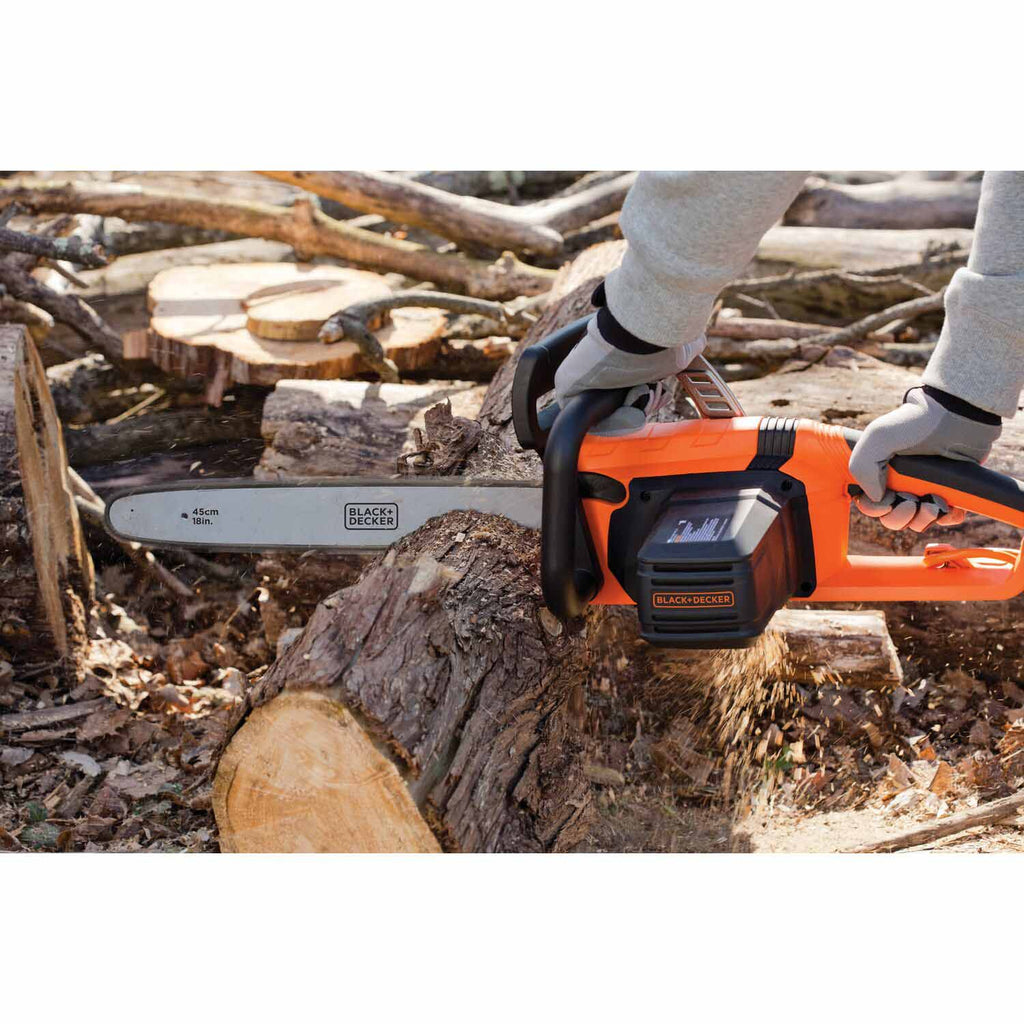 Black & Decker CS1518 15 Amp 18 in. Chainsaw (CS1518)