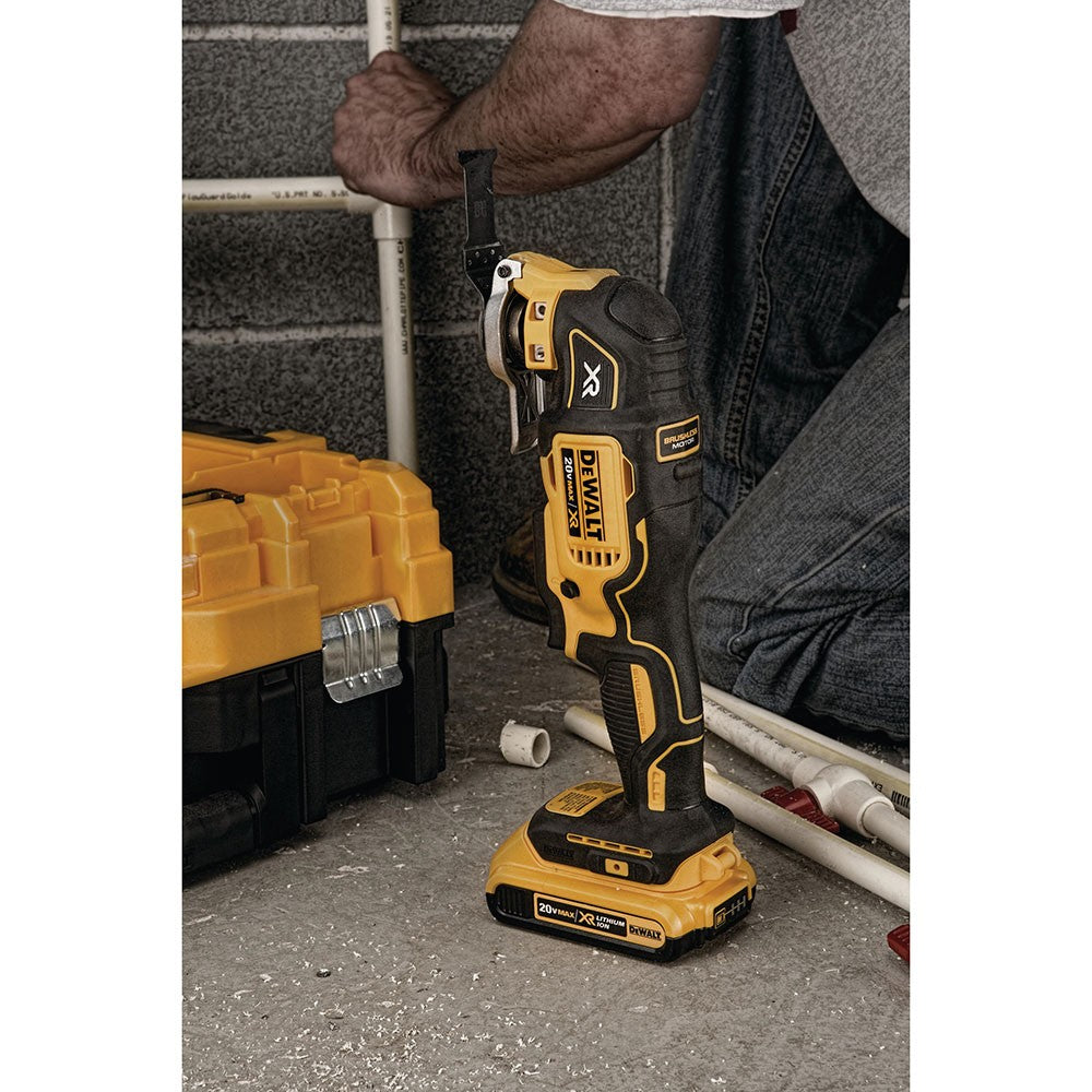 DeWalt DCS356D1 20V MAX XR Brushless Cordless Oscillating Multi-Tool Kit