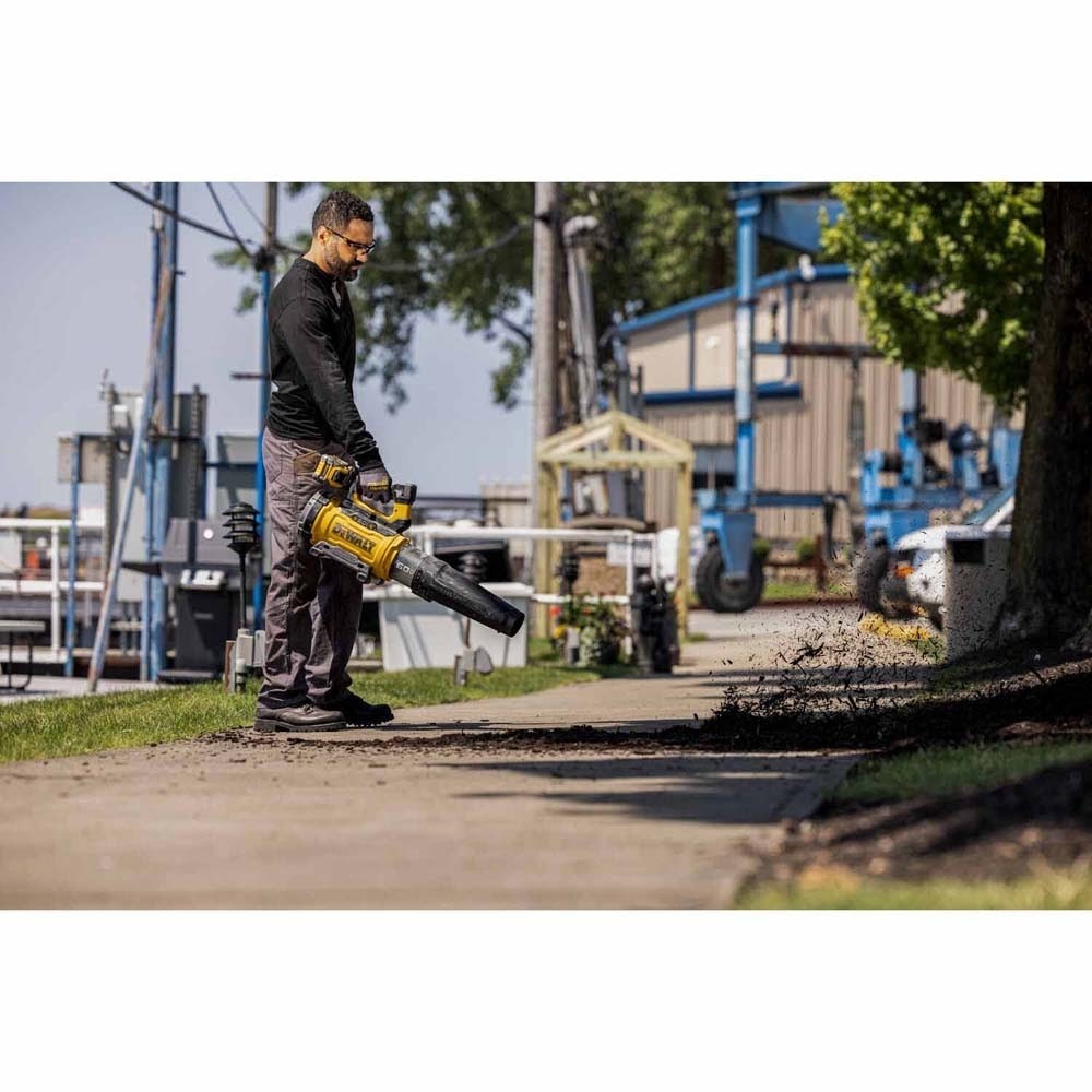 DeWalt DCBL777Y1 60V Max Premium Blower Kit