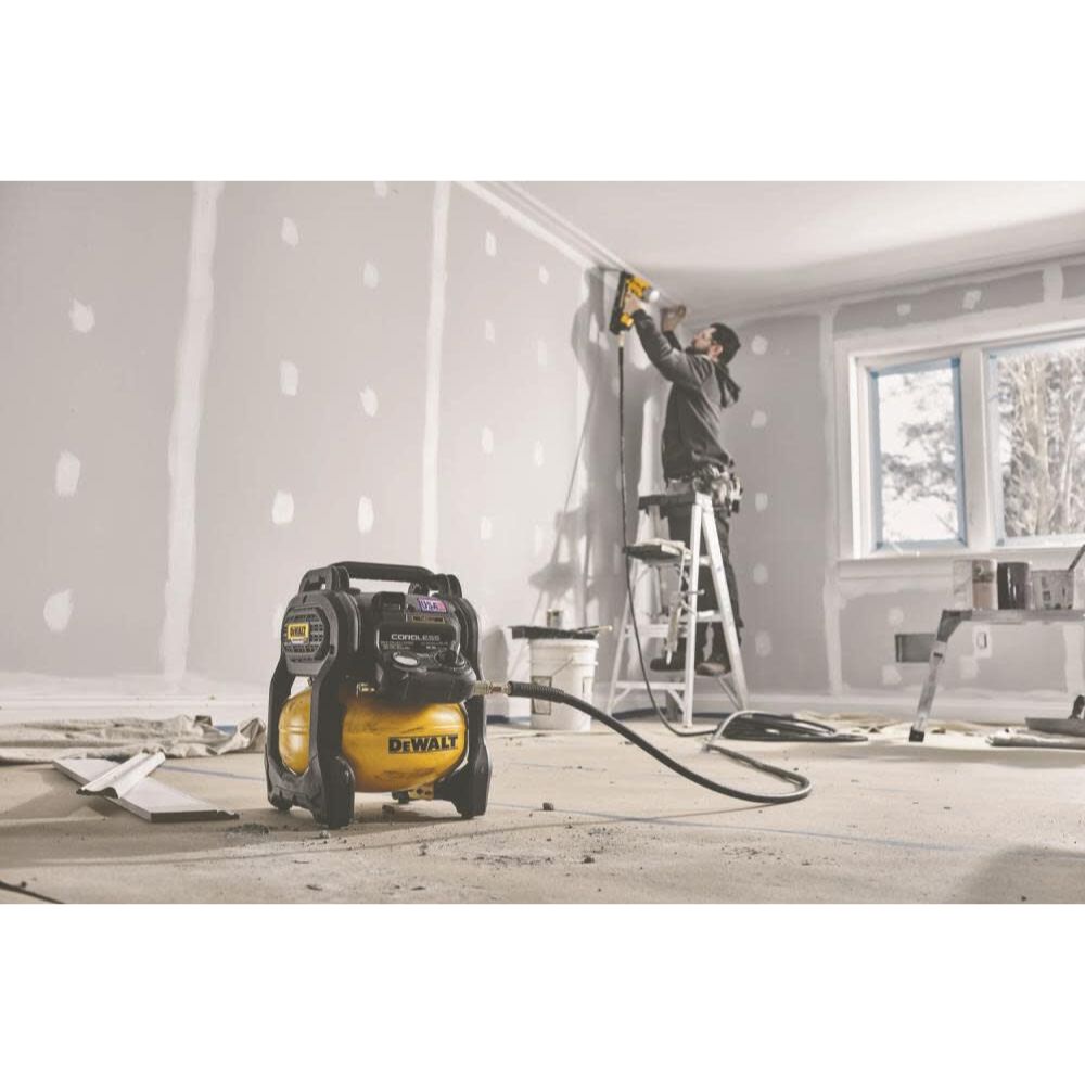 DeWalt DCC2520T1 20V MAX* 2-1/2 Gal. Brushless Cordless Air Compressor Kit