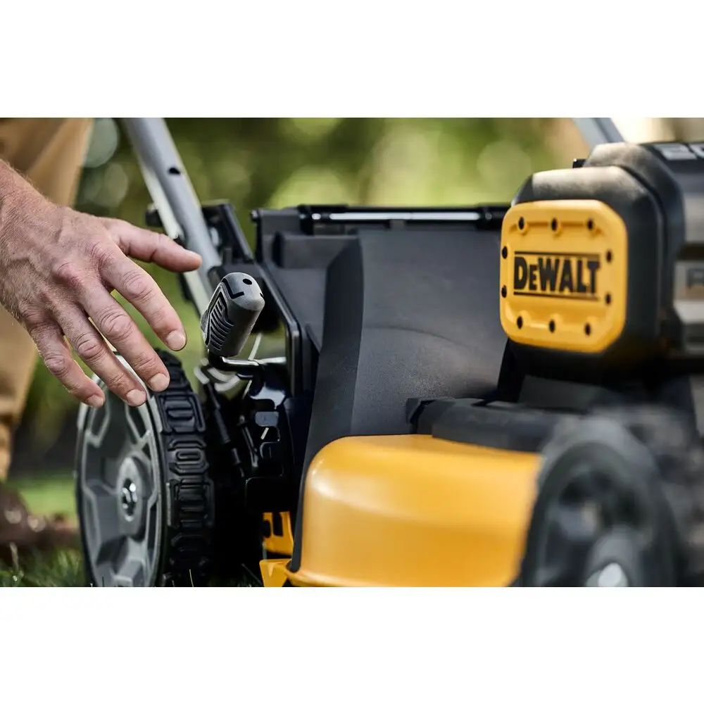 DeWalt DCMWSP256U2 2X20V MAX 21 in. Next-Gen 3-in-1 Brushless RWD Self-Propelled Mower