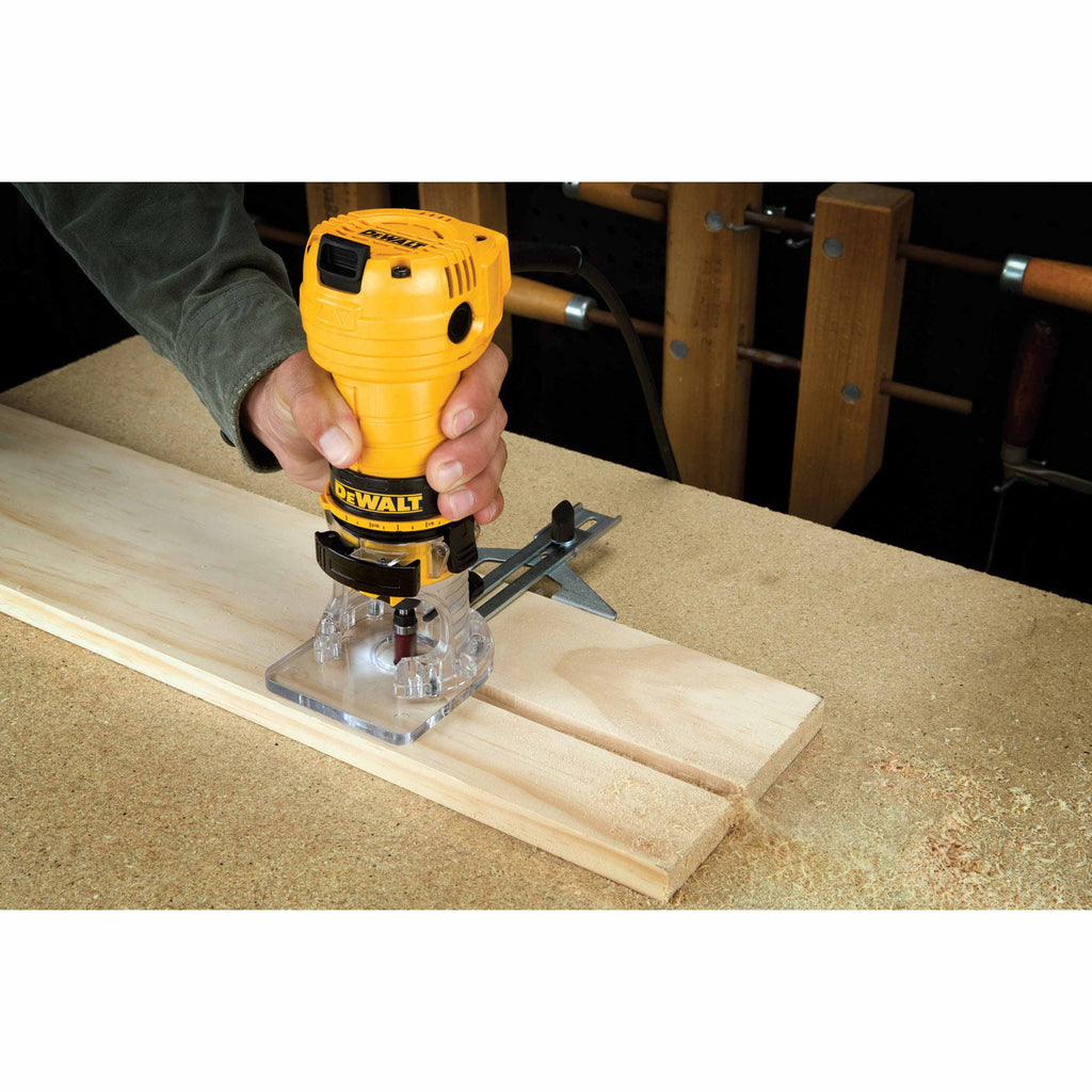 Dewalt DWE6000 4.5 Amp, 31,000 RPM Laminate Trimmer