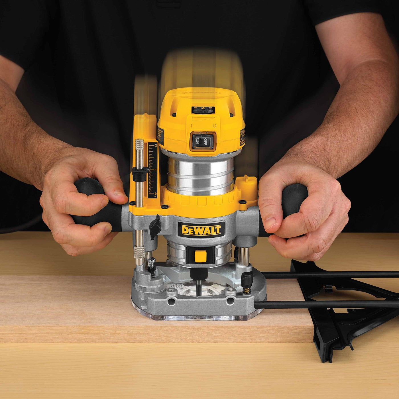 DeWalt DWP611PK Premium Compact Router Plunge Kit