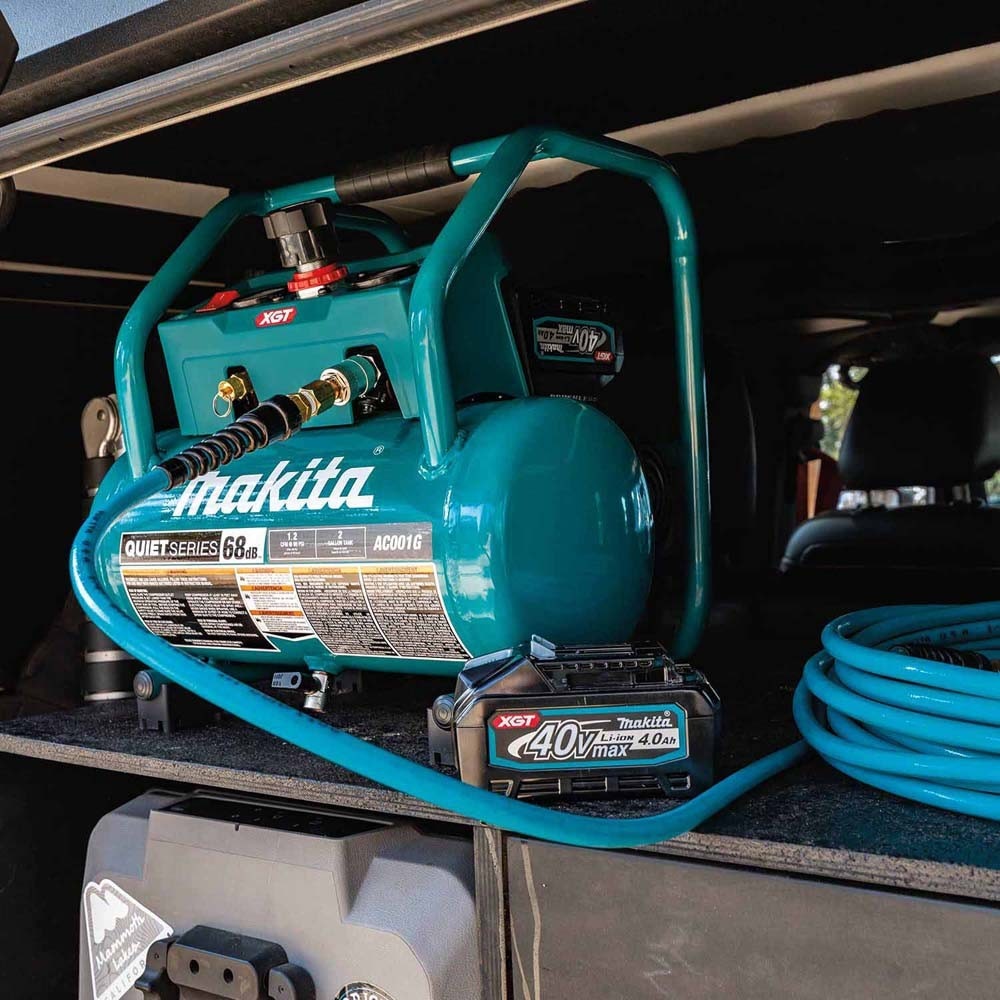 Makita AC001GM1 40V max XGT Brushless Cordless 2 Gallon Quiet Series Compressor Kit (4.0Ah)