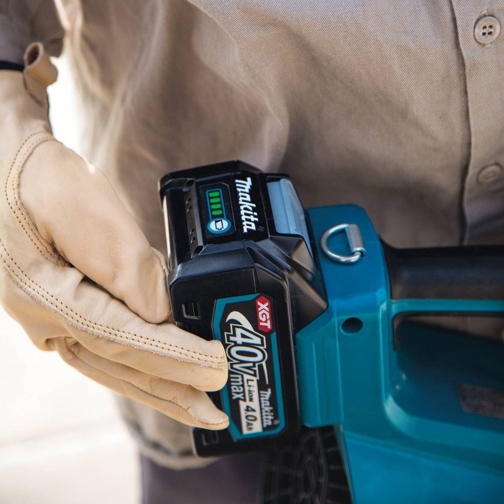 Makita GBU01M1 40V Max XGT Brushless Cordless Blower Kit (4.0Ah)