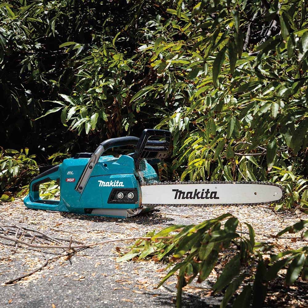 Makita GCU04Z 40V max XGT Brushless Cordless 18" Chain Saw, Tool Only