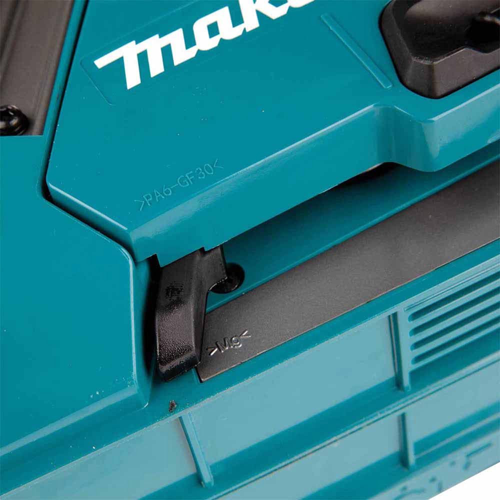 Makita GCU05M1 40V max XGT Brushless Cordless 16" Chain Saw Kit (4.0Ah)