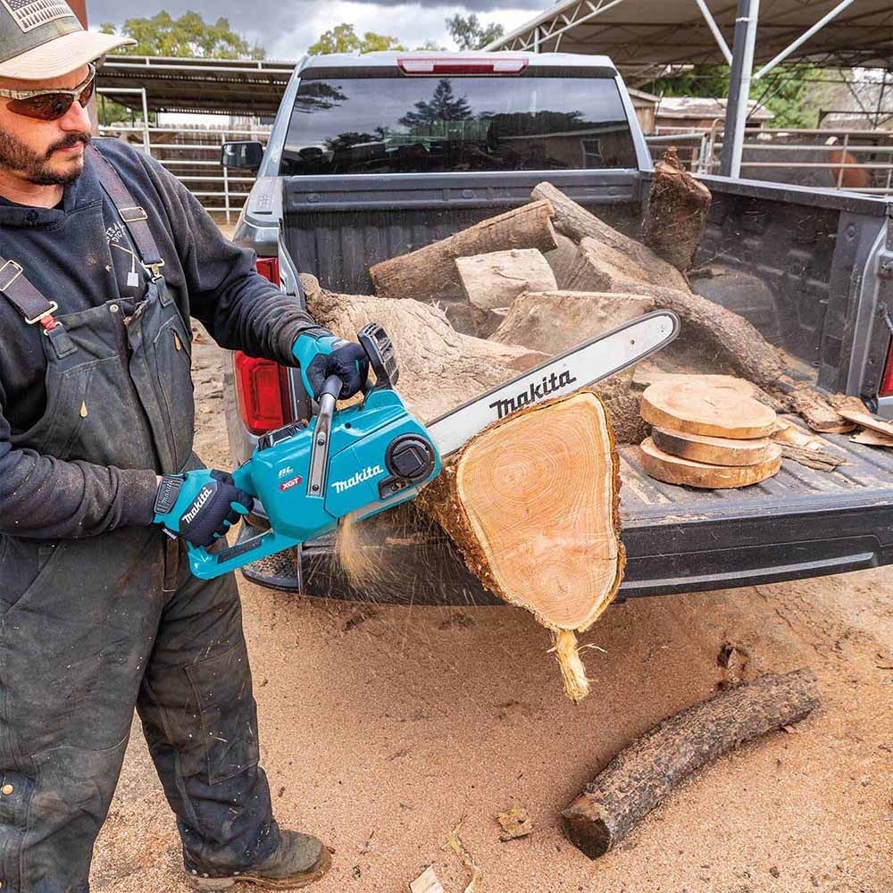 Makita GCU05M1 40V max XGT Brushless Cordless 16" Chain Saw Kit (4.0Ah)