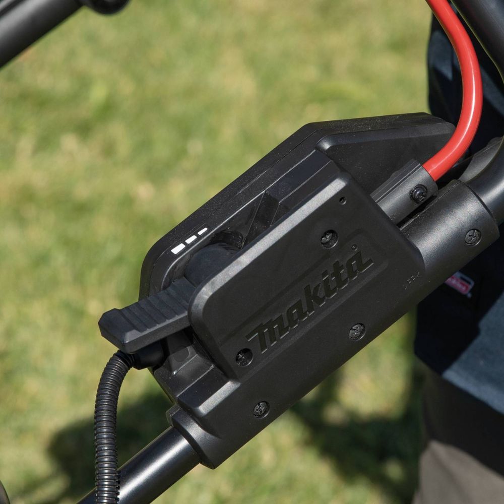 Makita GML01SM 40V max XGT Brushless 21" Self-Propelled Commercial Lawn Mower Kit (4.0Ah)