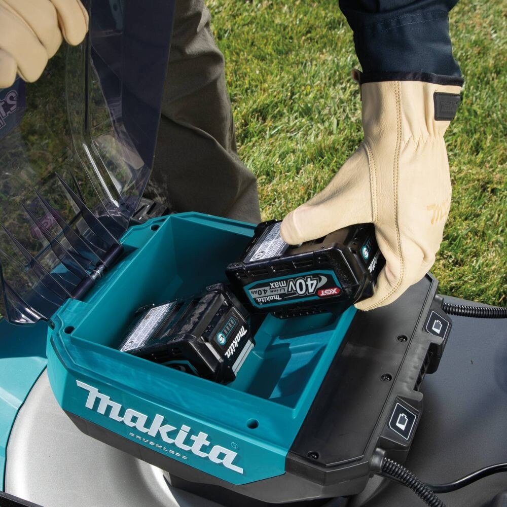 Makita GML01SM 40V max XGT Brushless 21" Self-Propelled Commercial Lawn Mower Kit (4.0Ah)