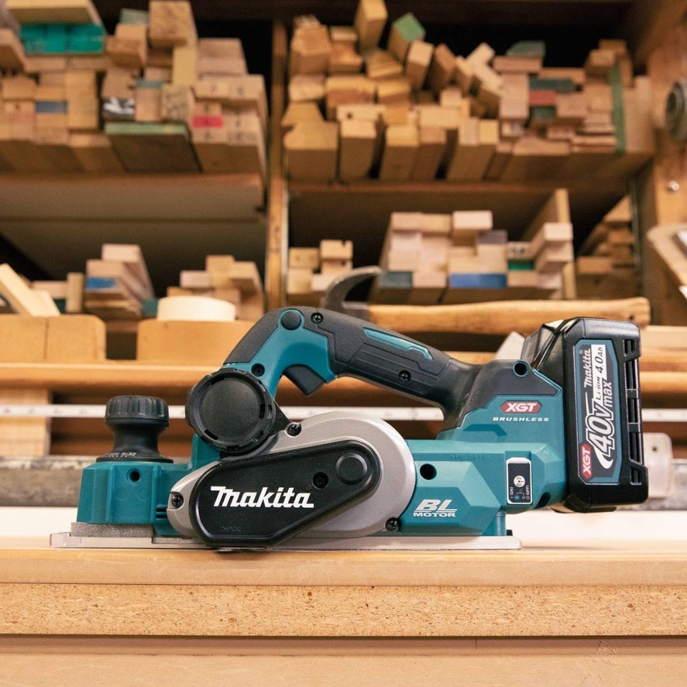 Makita GPK01M1 40V max XGT Brushless Cordless 3-1/4" Planer Kit, AWS Capable (4.0Ah)