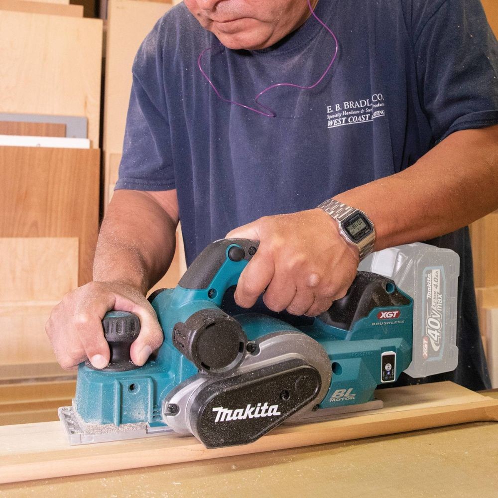 Makita GPK01Z 40V max XGT Brushless Cordless 3-1/4" Planer, AWS Capable, Tool Only