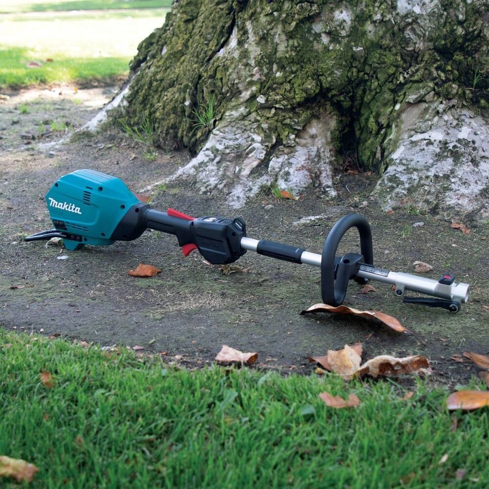 Makita GUX01Z 40V max XGT Brushless Cordless Couple Shaft Power Head (Tool Only)