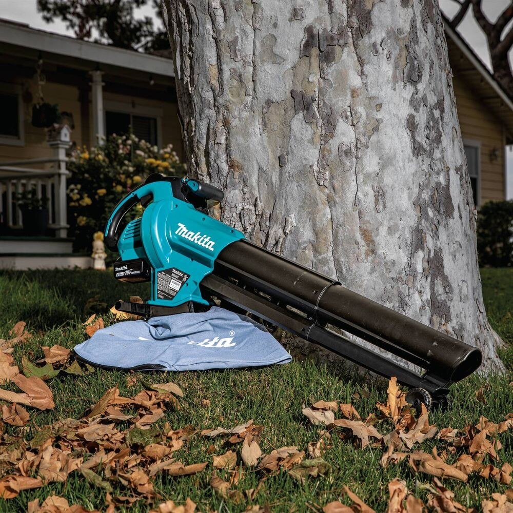 Makita XBU07SM1 18V LXT Brushless Blower / Vacuum Mulcher Kit (4.0Ah)