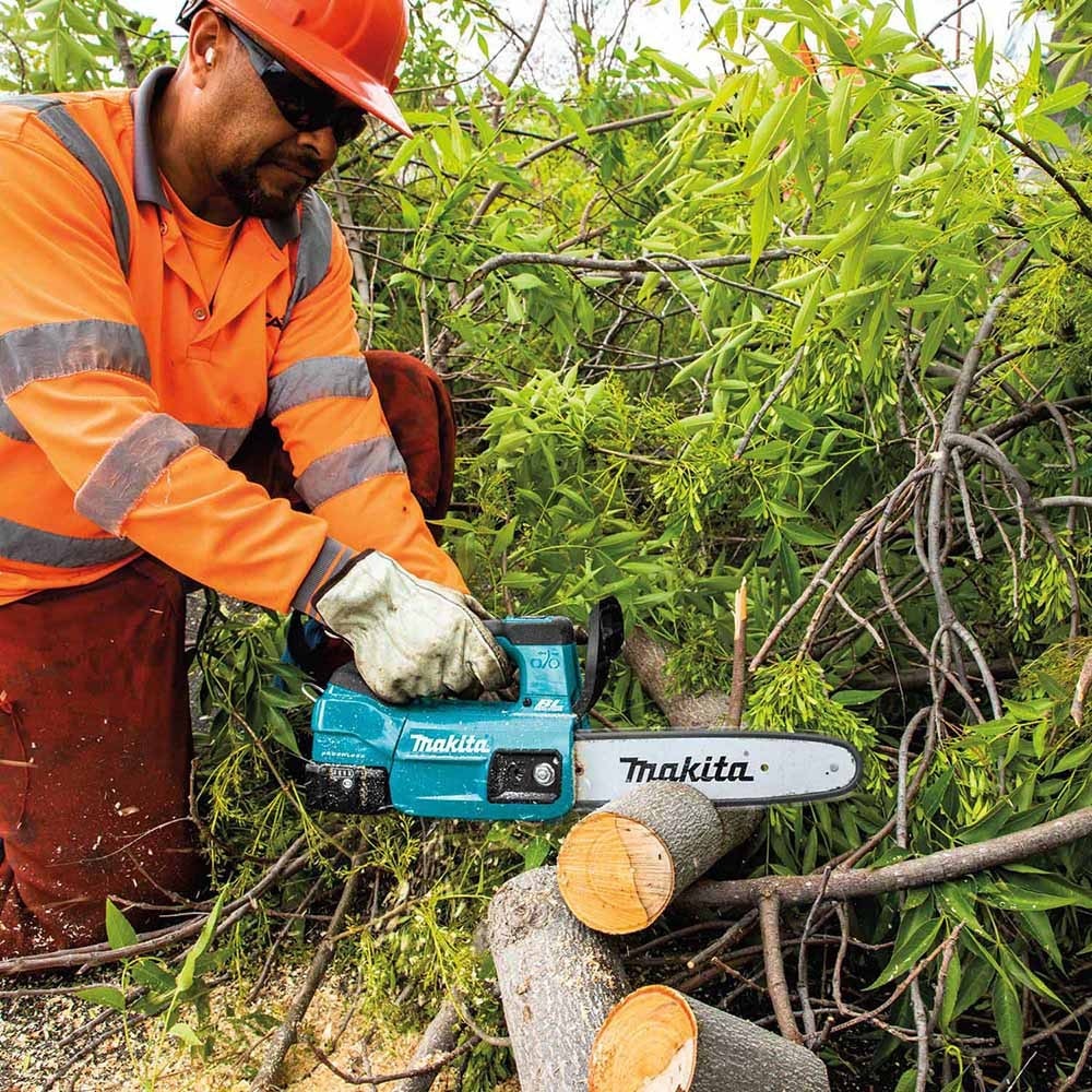 Makita XCU10SM1 18V LXT Lithium-Ion Brushless Cordless 12" Top Handle Chain Saw Kit (4.0 Ah)