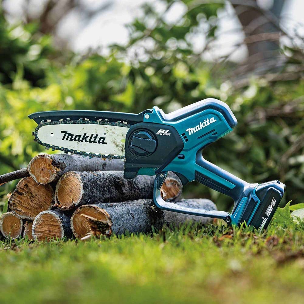 Makita XCU14SR1 18V LXT Lithium‑Ion Brushless Cordless 6" Pruning Saw Kit (2.0Ah)
