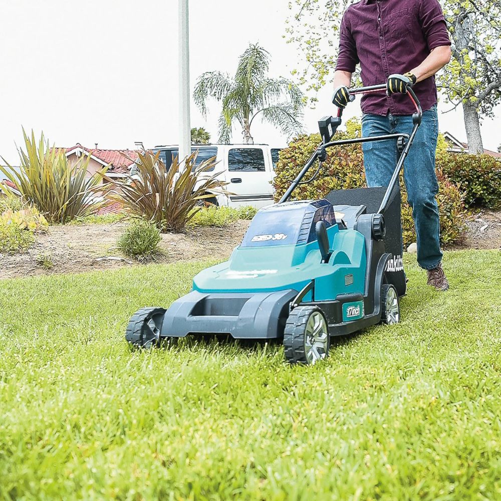 Makita XML05Z 36V (18V X2) LXT 17" Residential Lawn Mower, Tool Only