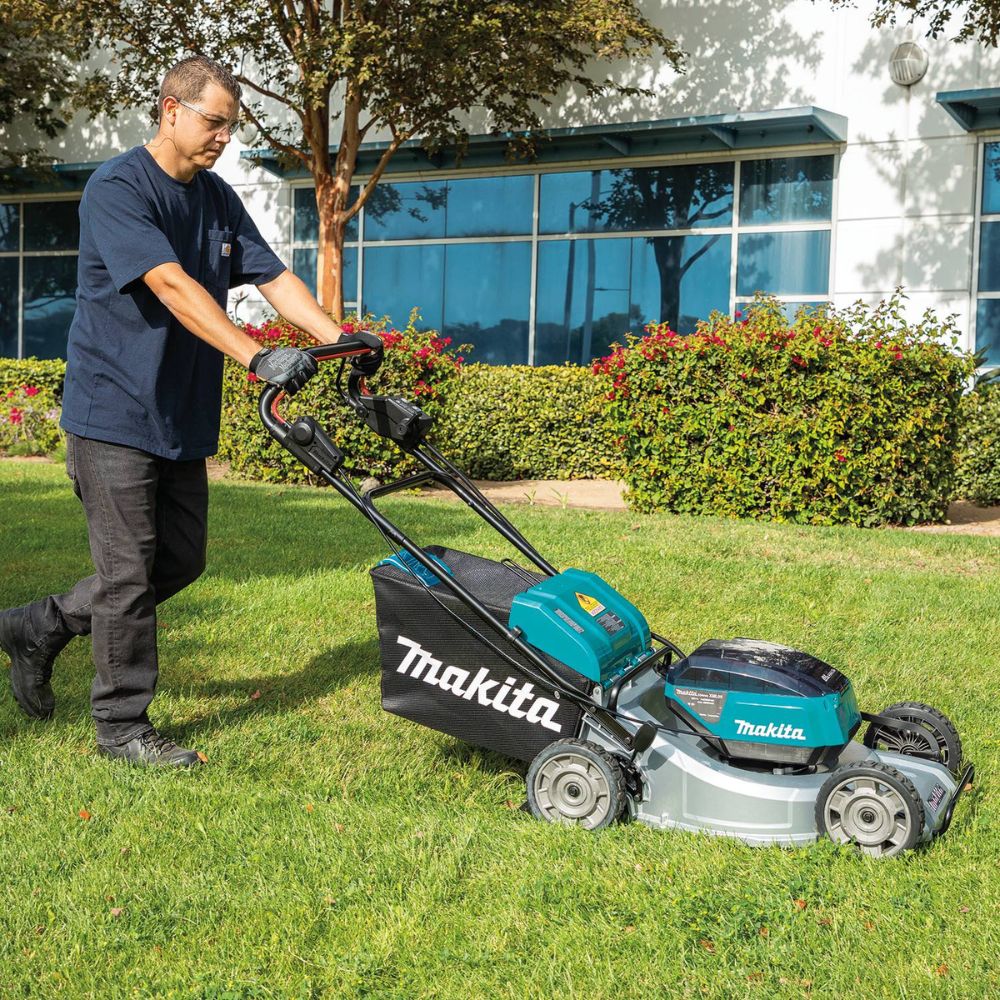 Makita XML09Z 36V (18V X2) LXT Brushless 21" Self-Propelled Commercial Lawn Mower (Tool Only)