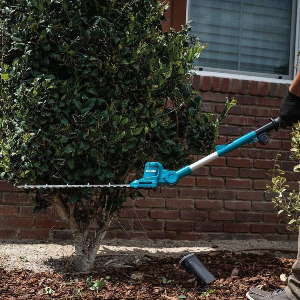 Makita XNU05SM1 18V LXT Lithium-Ion Cordless 18" Telescoping Articulating Pole Hedge Trimmer Kit (4.0Ah)