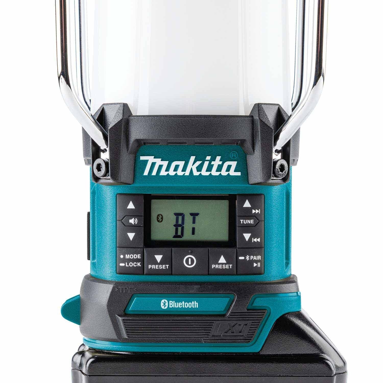 Makita XRM13 18V LXT Lithium-Ion Cordless Bluetooth Radio/LED Lantern, Tool Only