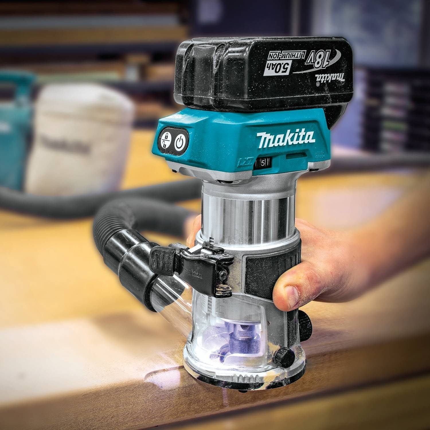 Makita XTR01T7 18V LXT Brushless Cordless Compact Router Kit (5.0Ah)