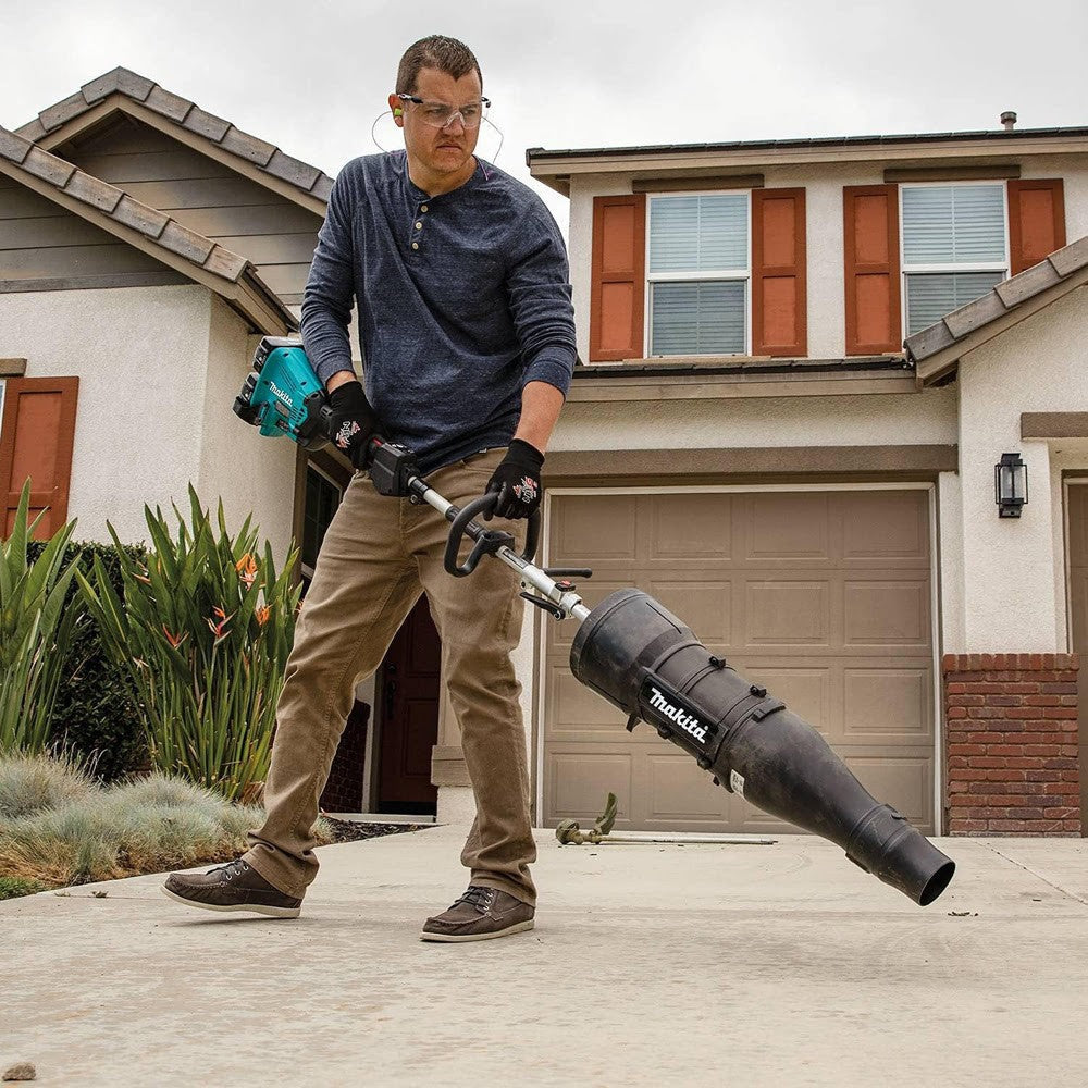 Makita XUX02SM1X6 18V LXT Brushless Couple Shaft Power Head Kit w/ String Trimmer, Pole Saw, Art. Hedge Trimmer & Blower Attachments (4.0Ah)