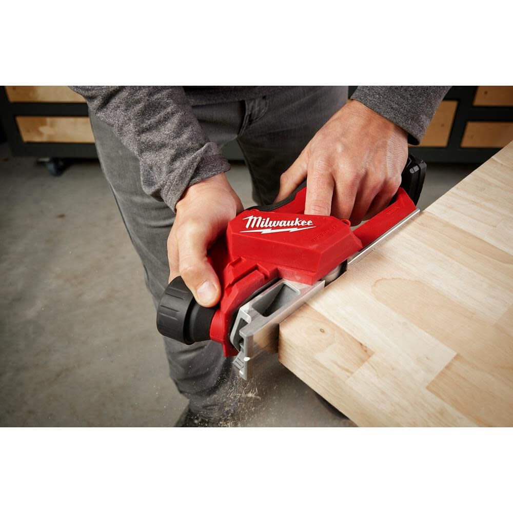 Milwaukee 2524-20 M12 Brushless 2" Planer