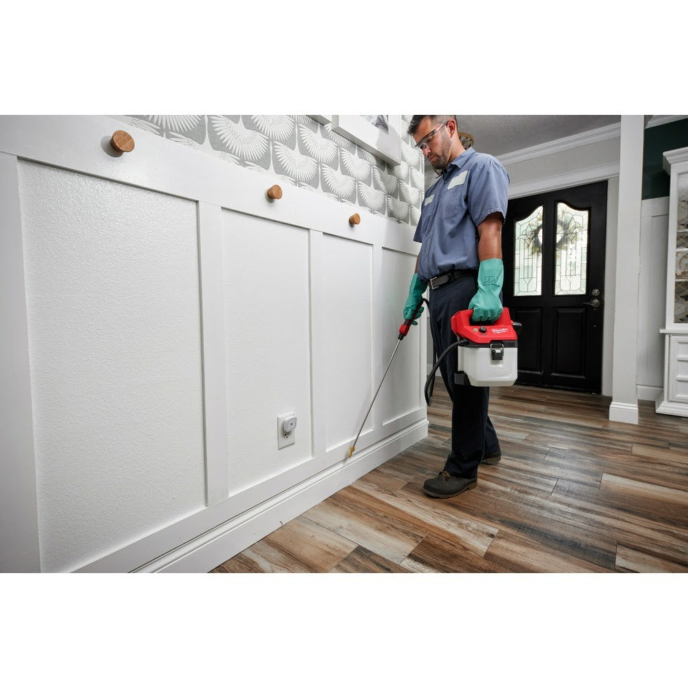 Milwaukee 2528-21G1 M12 1 Gallon Handheld Sprayer Kit