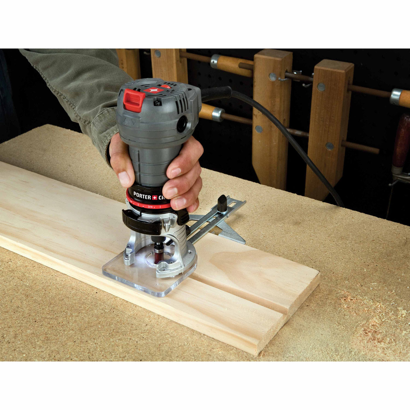 Porter Cable PCE6435 5.6 Amp Variable Speed 16,000 - 31,000 1/4" Laminate Trimmer